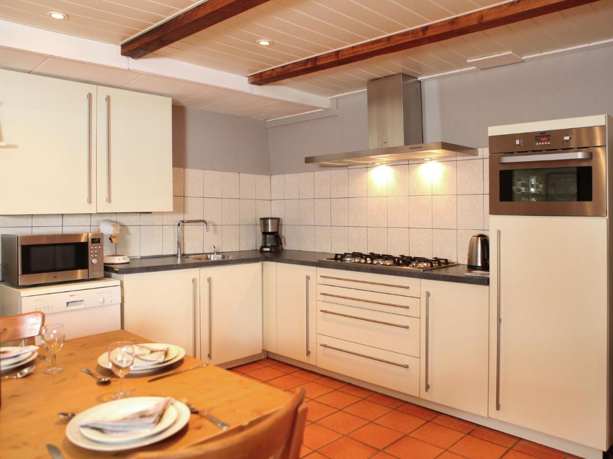 Quaint Farmhouse Near River In Oosterwijk 莱尔丹 外观 照片