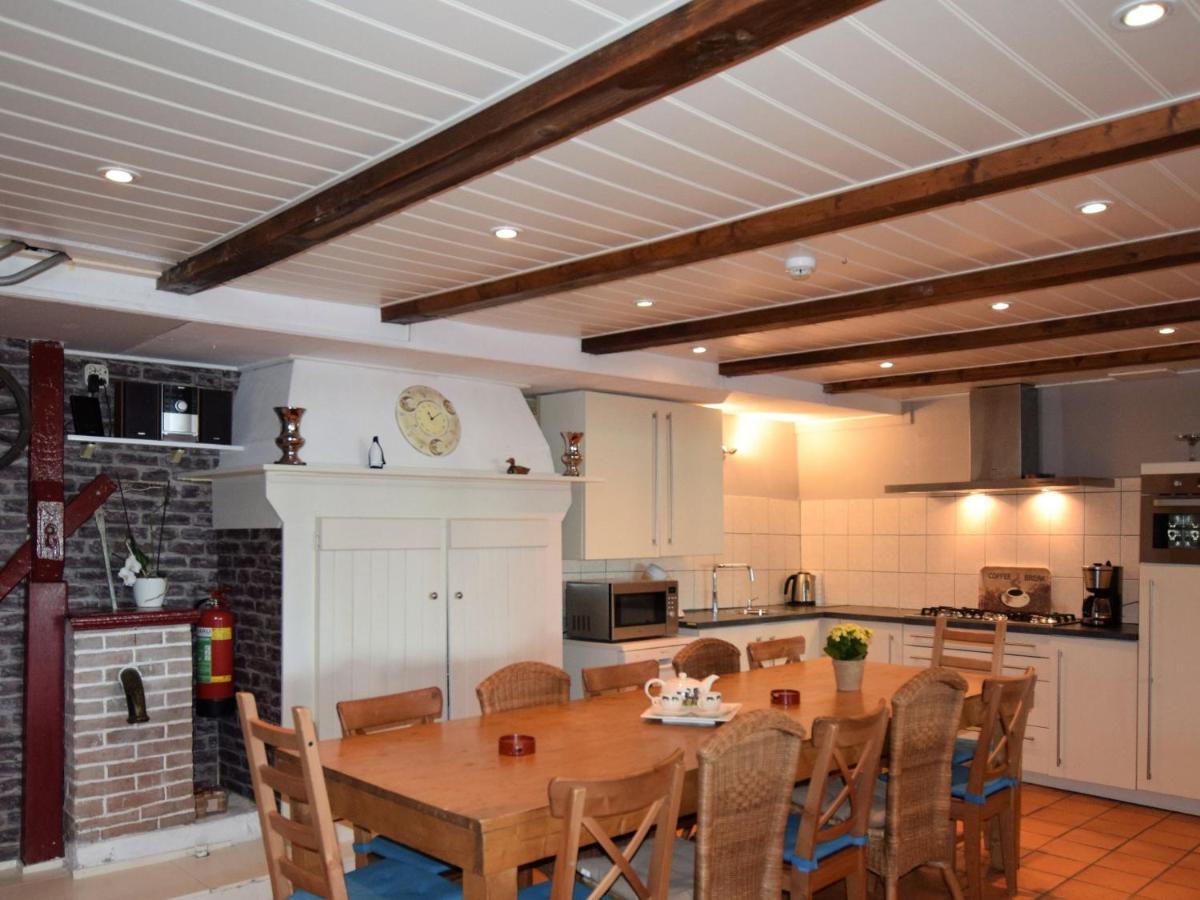 Quaint Farmhouse Near River In Oosterwijk 莱尔丹 外观 照片